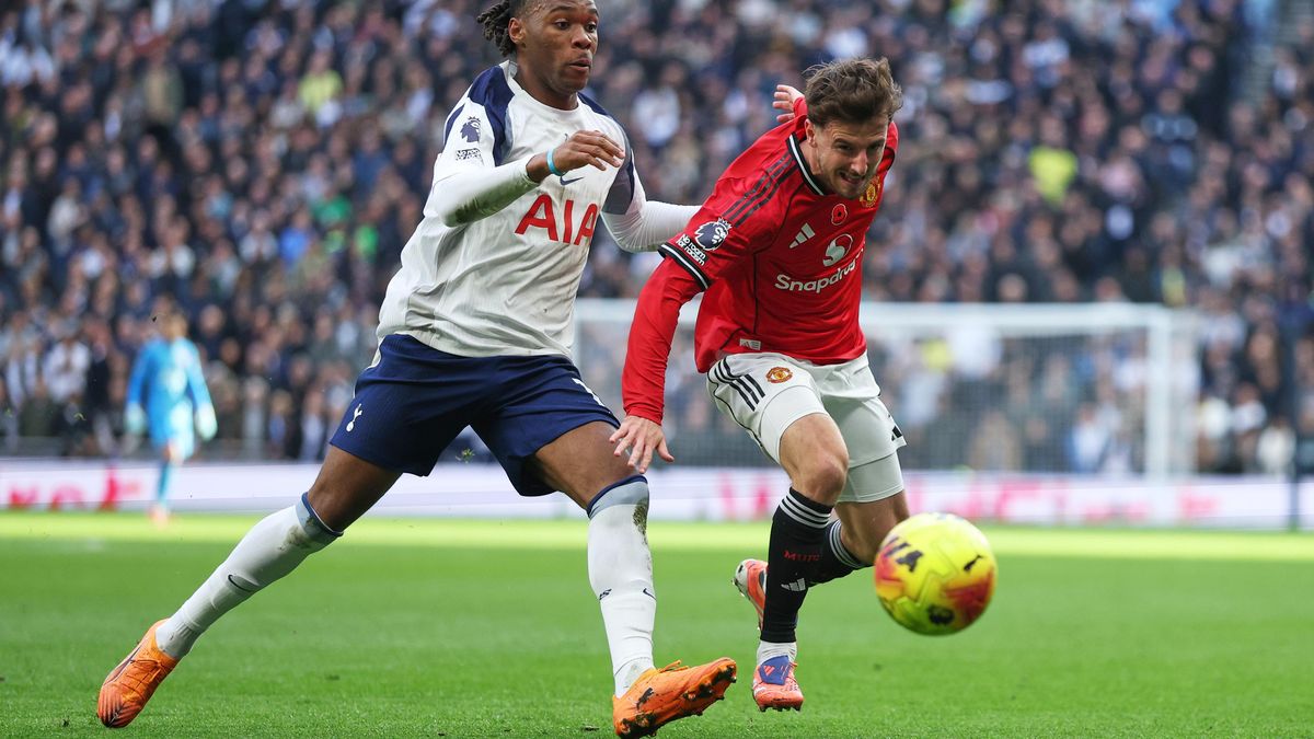 Tottenham s Manchesterem United po gólech v nastavení remizovaly